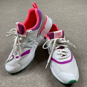 New Balance 997H Womens 8 White Running Sneakers